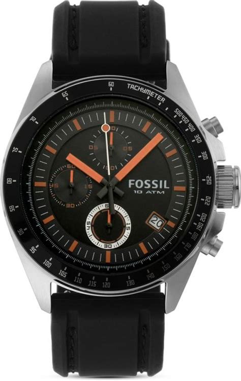 fossil decker analog watch.